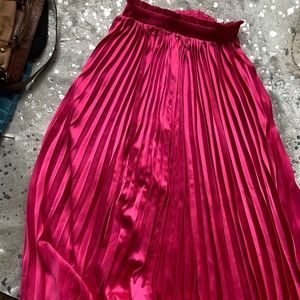 hot pink skirt
